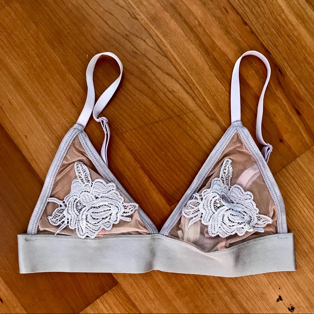Lilac bralette - Picture 1 of 2